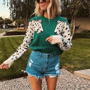 BNWT Minkpink snow leopard sweater size small